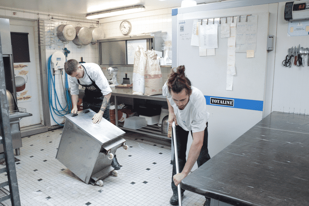 Why Regulatory Food Safety Compliance Is Critical for Brand Trust